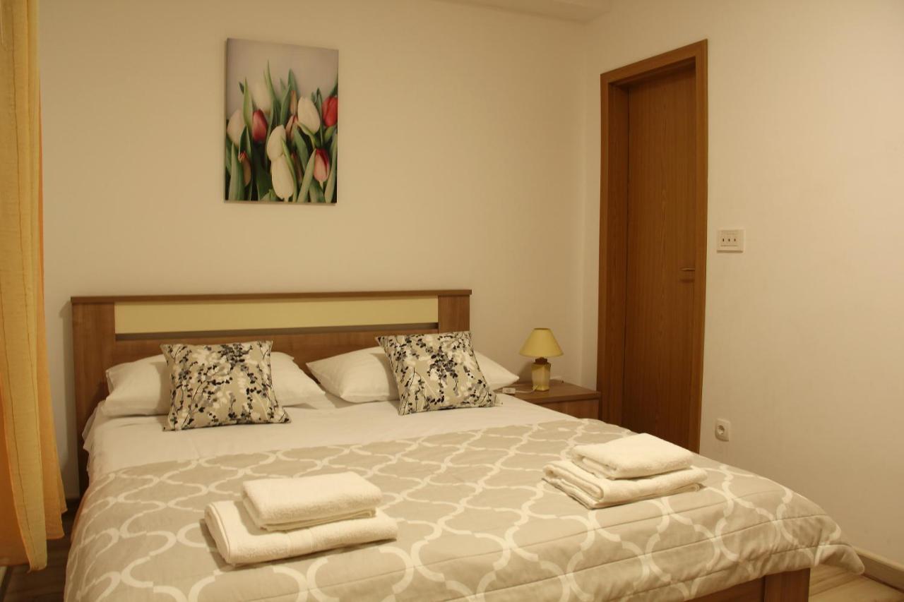 Apartmani Ljubo Primošten Kültér fotó
